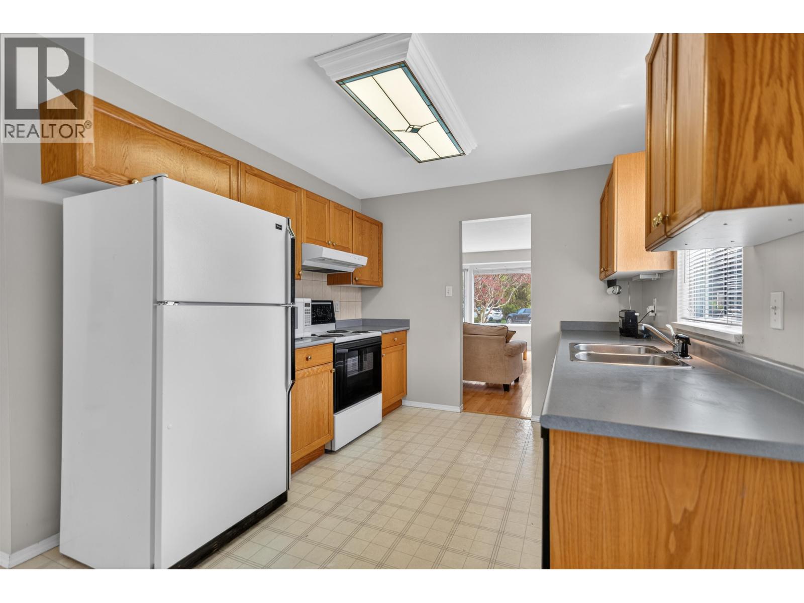 1534 Cypress Way, Gibsons, British Columbia  V0N 1V5 - Photo 24 - R3115778