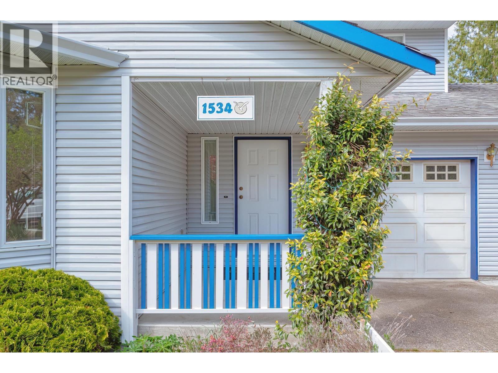 1534 Cypress Way, Gibsons, British Columbia  V0N 1V5 - Photo 5 - R3115778