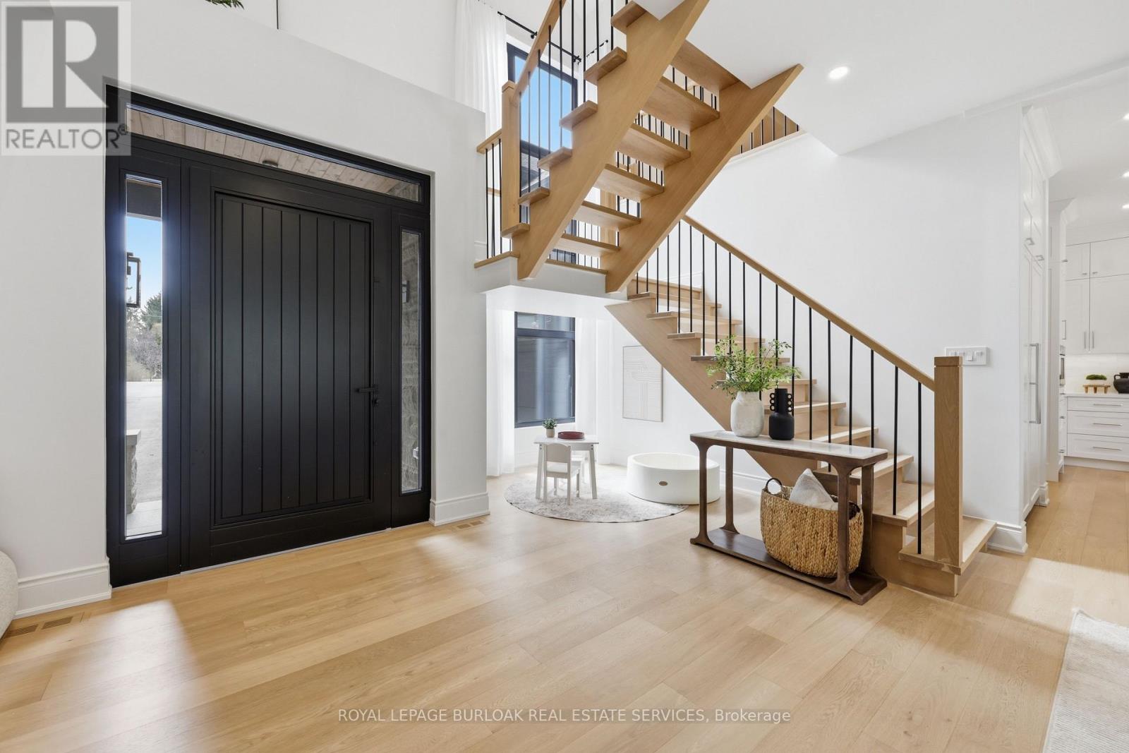 39 Credit Road, Caledon, Ontario  L7C 3J3 - Photo 6 - W13043834