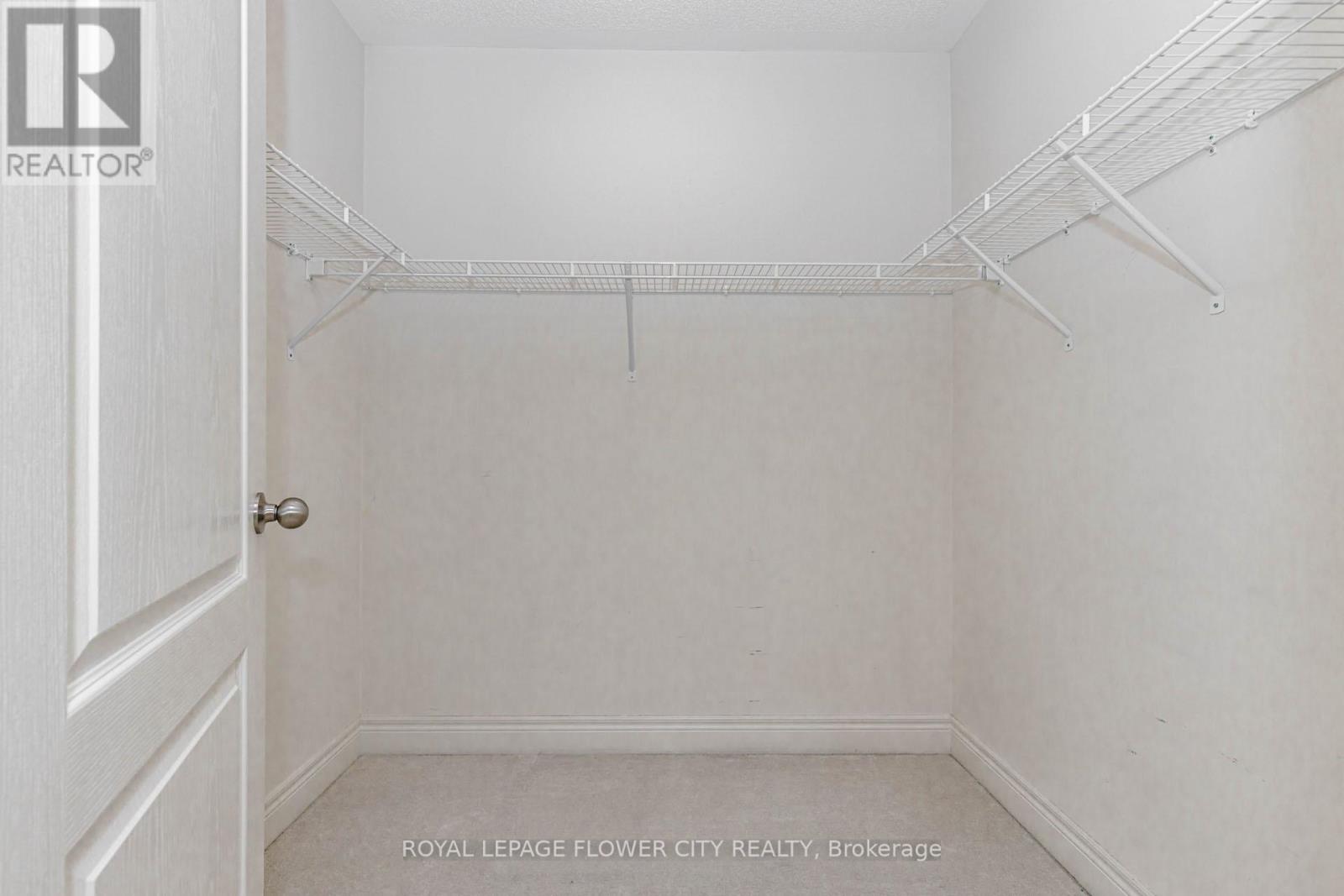 462 Sheaffe Place, Milton, Ontario  L9E 1K1 - Photo 11 - W13043838