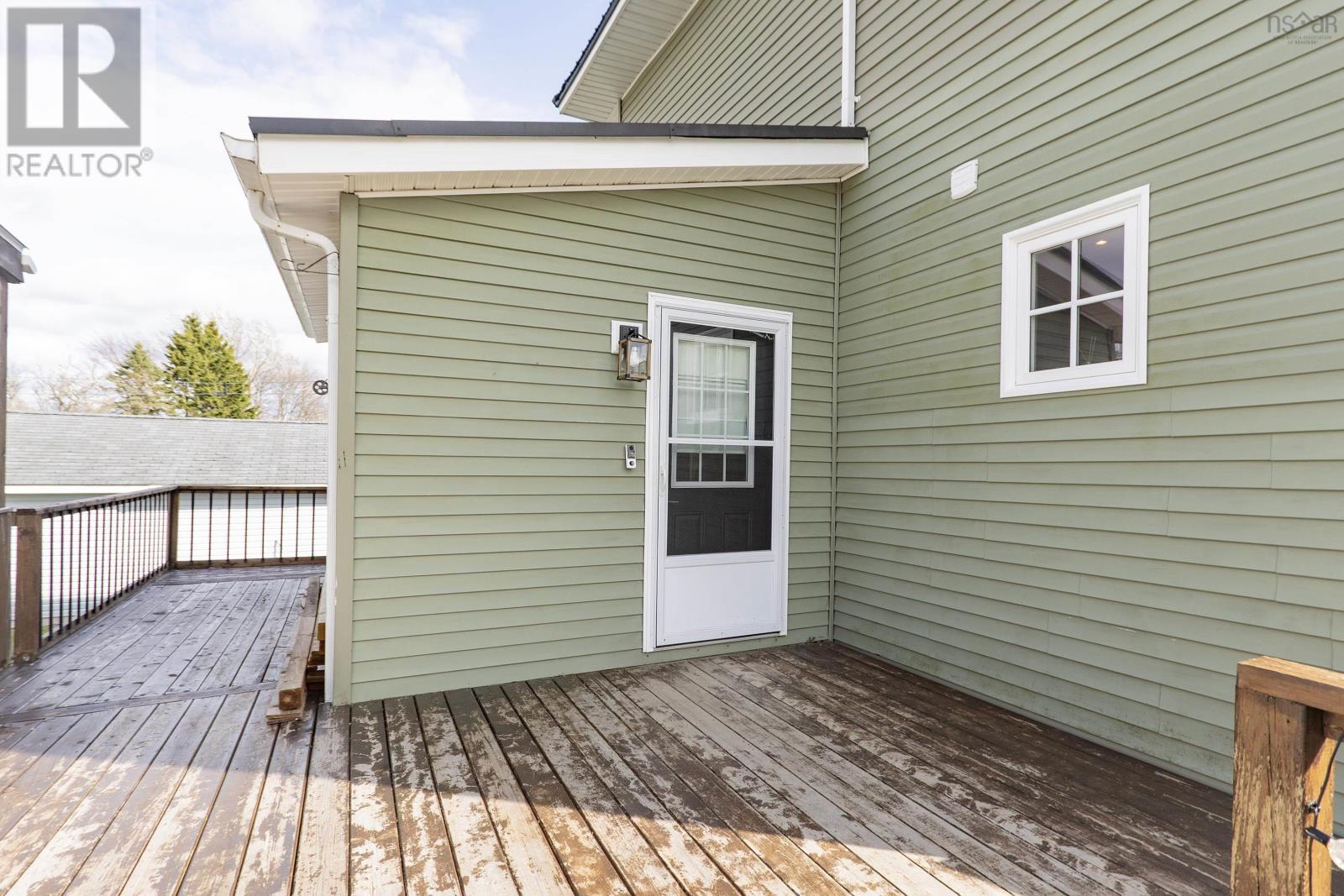 28 Westminster Avenue, Amherst, Nova Scotia  B4H 3V2 - Photo 7 - 202608610