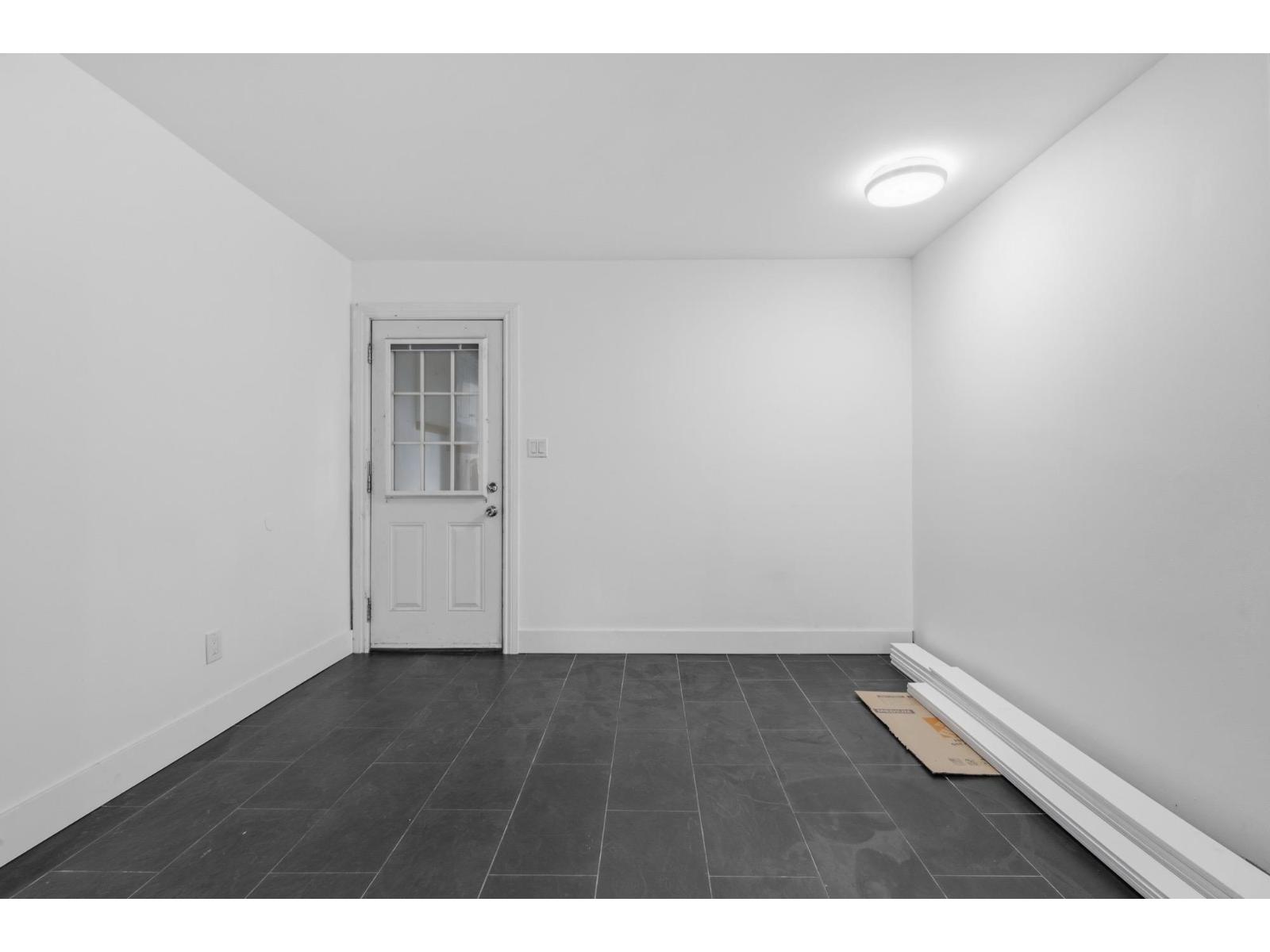 177 Springfield Drive, Langley, British Columbia  V4W 3K8 - Photo 8 - R3115445