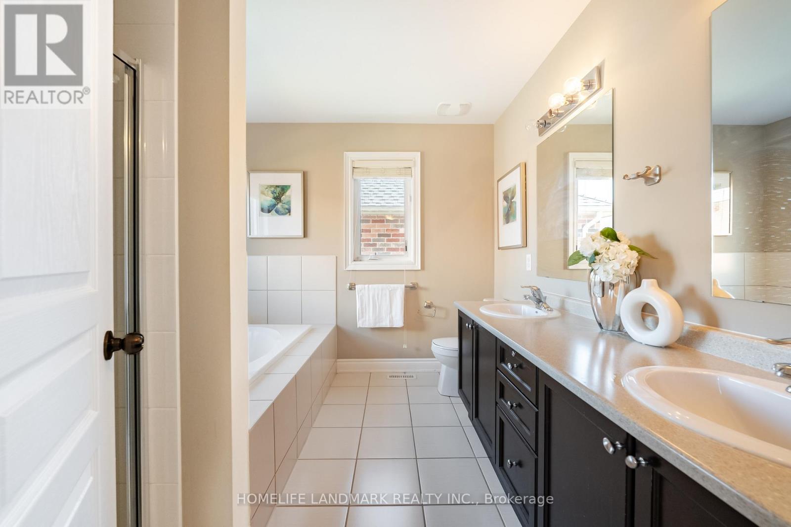 9 Old Field Crescent, East Gwillimbury, Ontario  L9N 0A5 - Photo 18 - N13038974