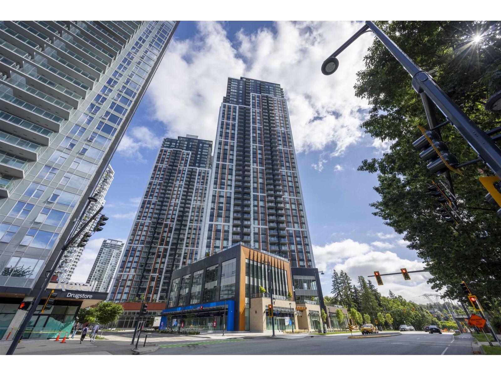 2304 13745 GEORGE JUNCTON, surrey, British Columbia