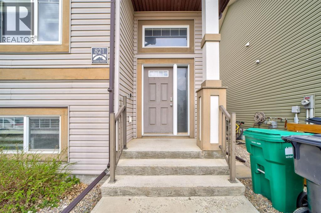 821 Silkstone Close W, Lethbridge, Alberta  T1J 5C6 - Photo 3 - A2304227