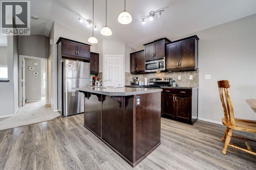 821 Silkstone Close W, Lethbridge, Alberta  T1J 5C6 - Photo 7 - A2304227