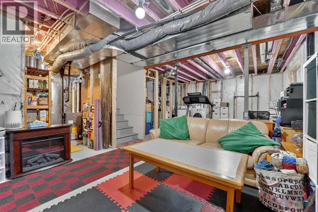 638 Marie Van Haarlem Crescent N, Lethbridge, Alberta  T1H 6Y9 - Photo 33 - A2304800