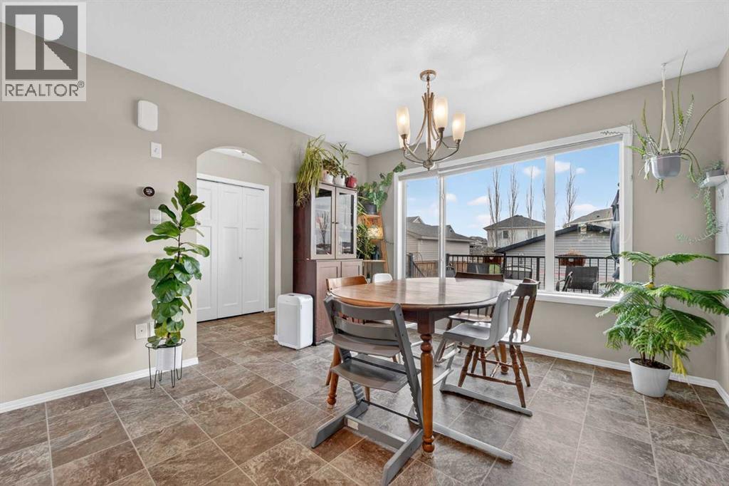 638 Marie Van Haarlem Crescent N, Lethbridge, Alberta  T1H 6Y9 - Photo 12 - A2304800