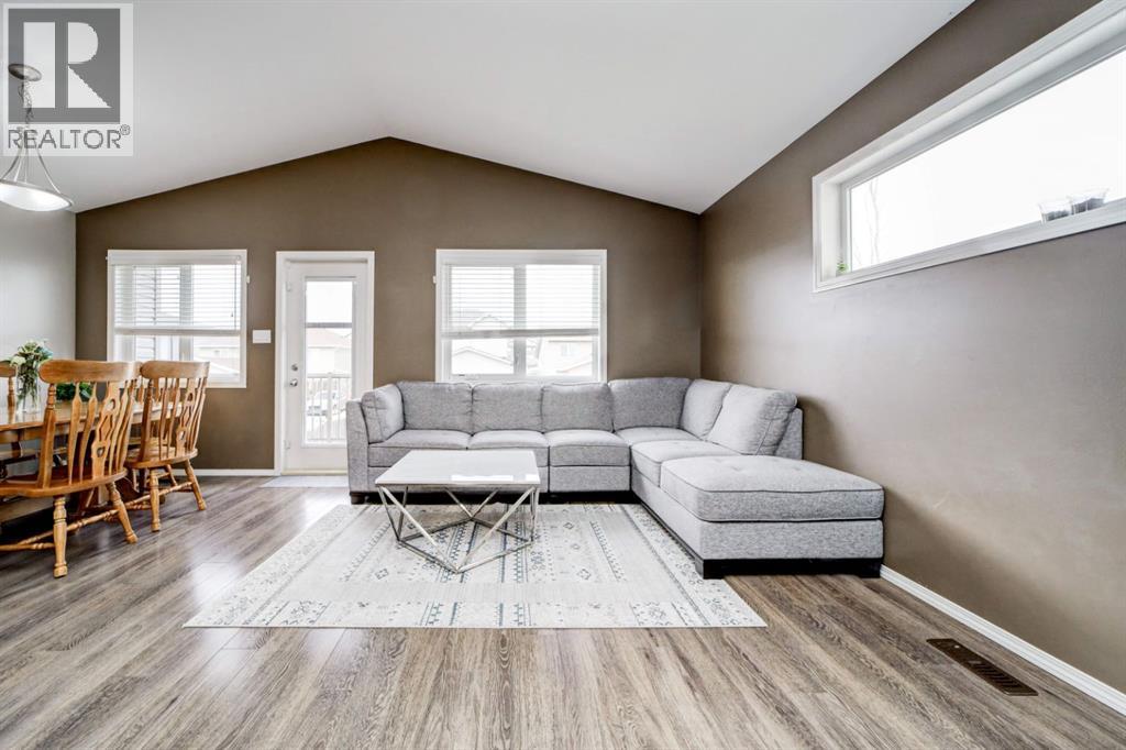 821 Silkstone Close W, Lethbridge, Alberta  T1J 5C6 - Photo 11 - A2304227