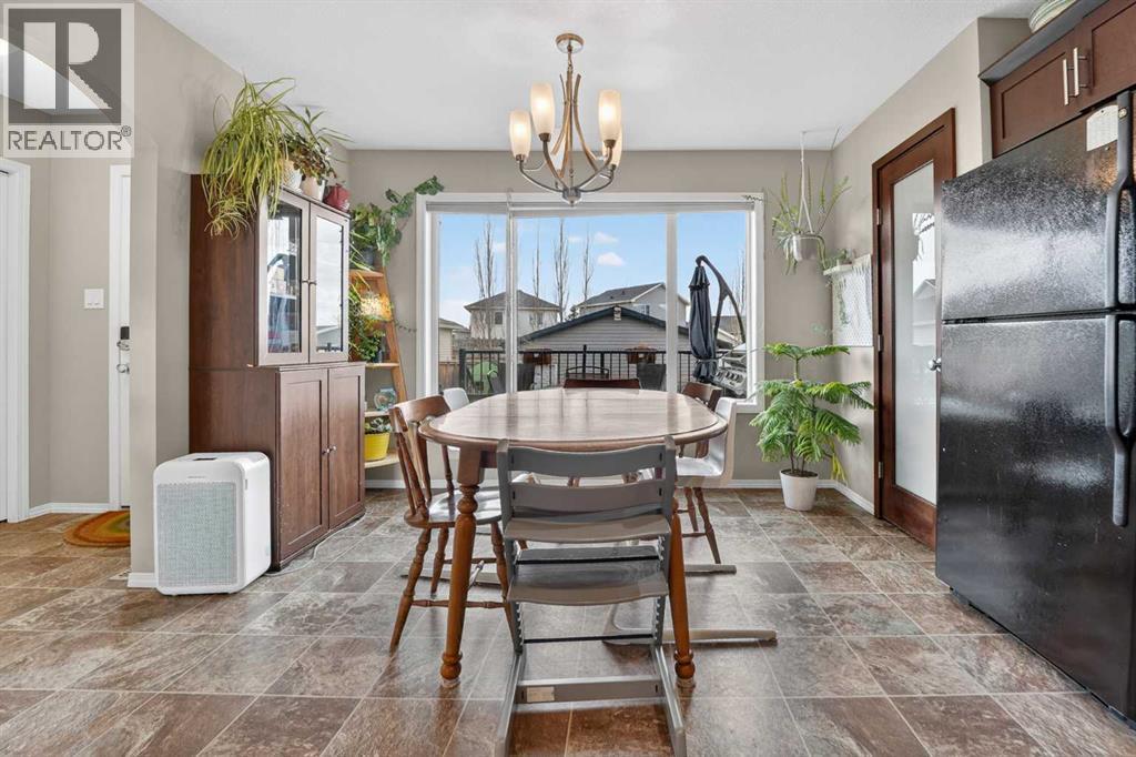 638 Marie Van Haarlem Crescent N, Lethbridge, Alberta  T1H 6Y9 - Photo 13 - A2304800