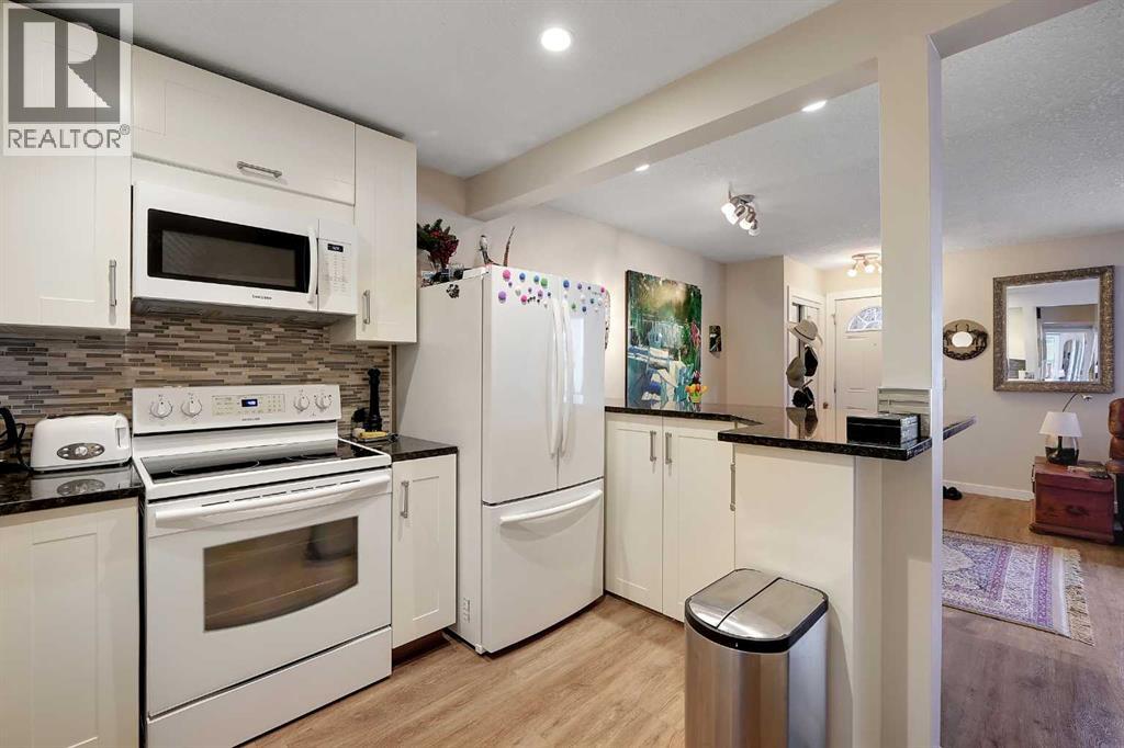 311, 200 Brookpark Drive Sw, Calgary, Alberta  T2W 3E1 - Photo 7 - A2305152