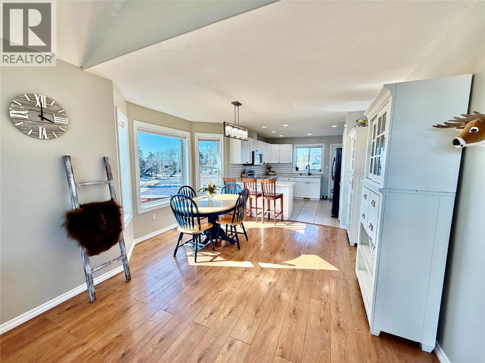 1904 91 Avenue, Dawson Creek, British Columbia  V1G 4E3 - Photo 6 - 10384793