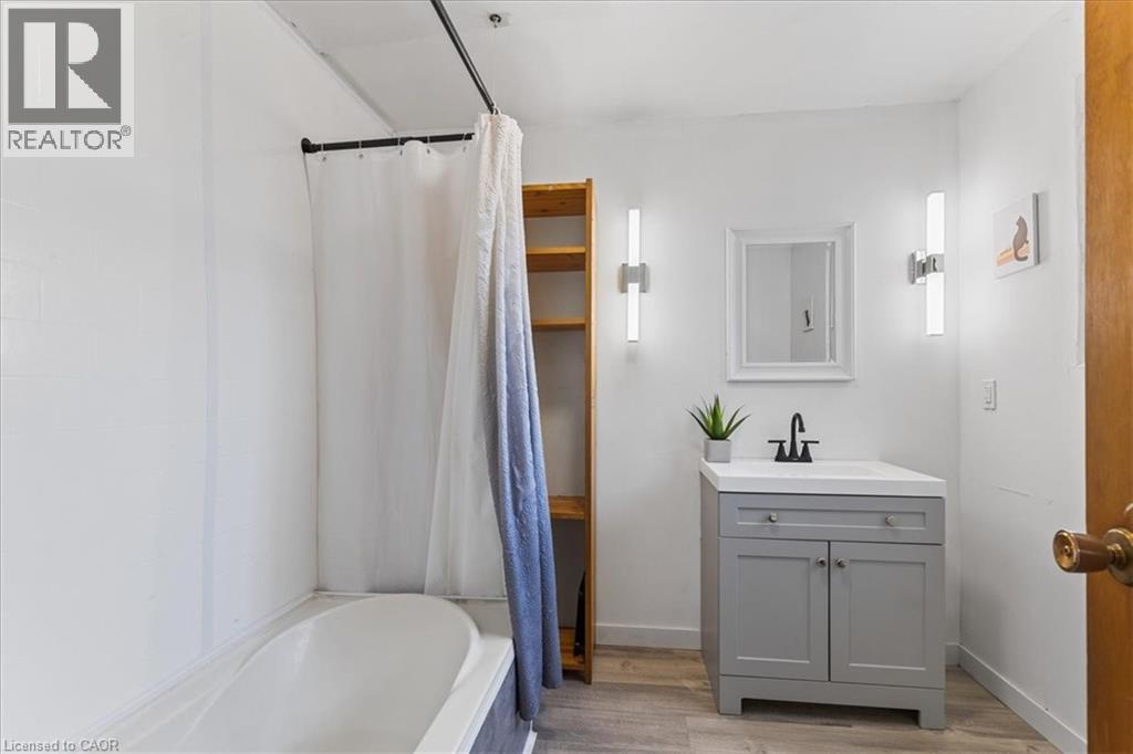 92 Francis Street, Cambridge, Ontario  N1S 2A1 - Photo 13 - 40816645