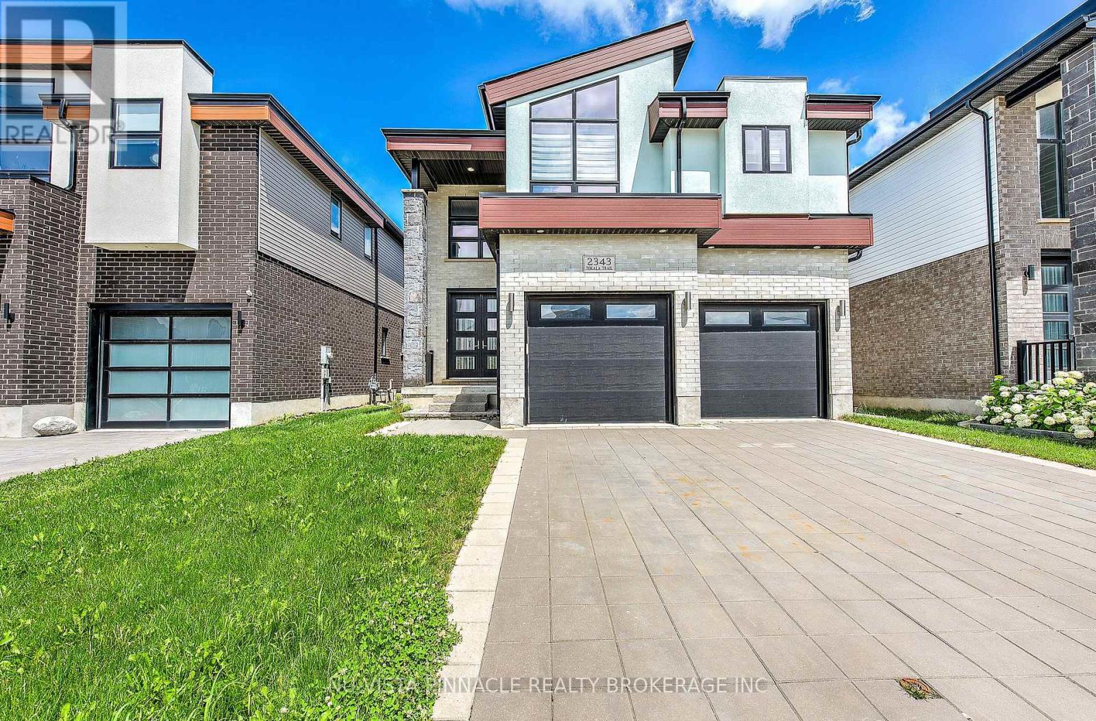 2343 TOKALA TRAIL, London North, Ontario