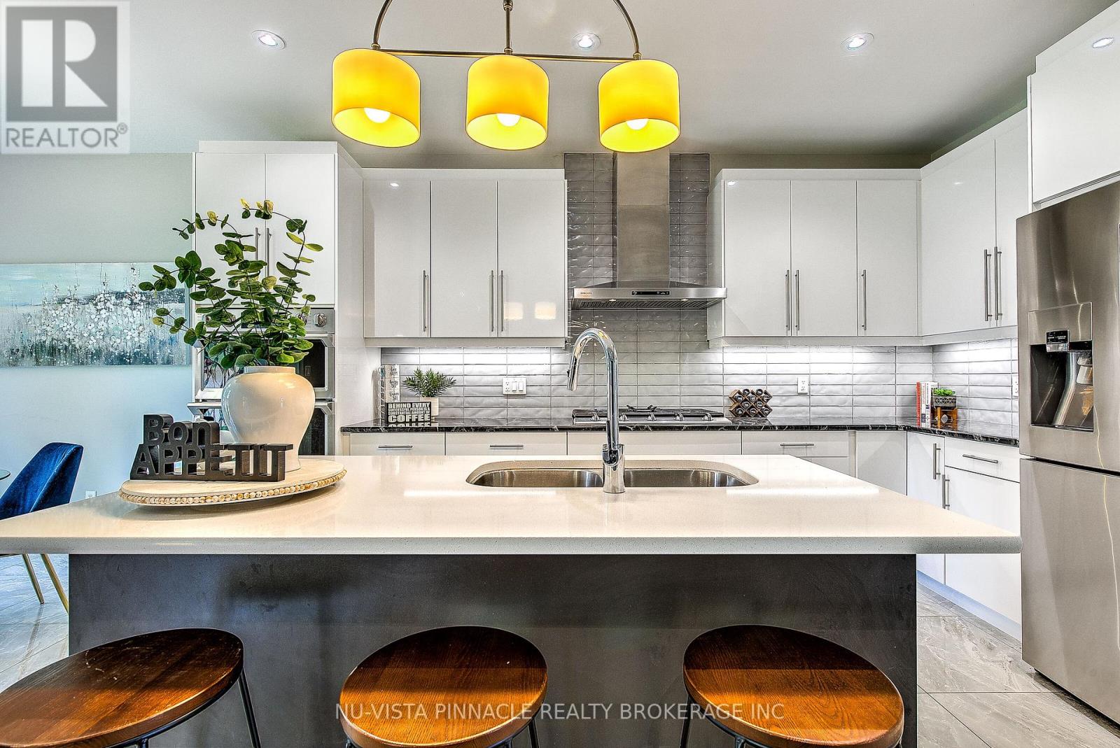 2343 Tokala Trail, London North, Ontario  N6G 0V6 - Photo 12 - X13043880