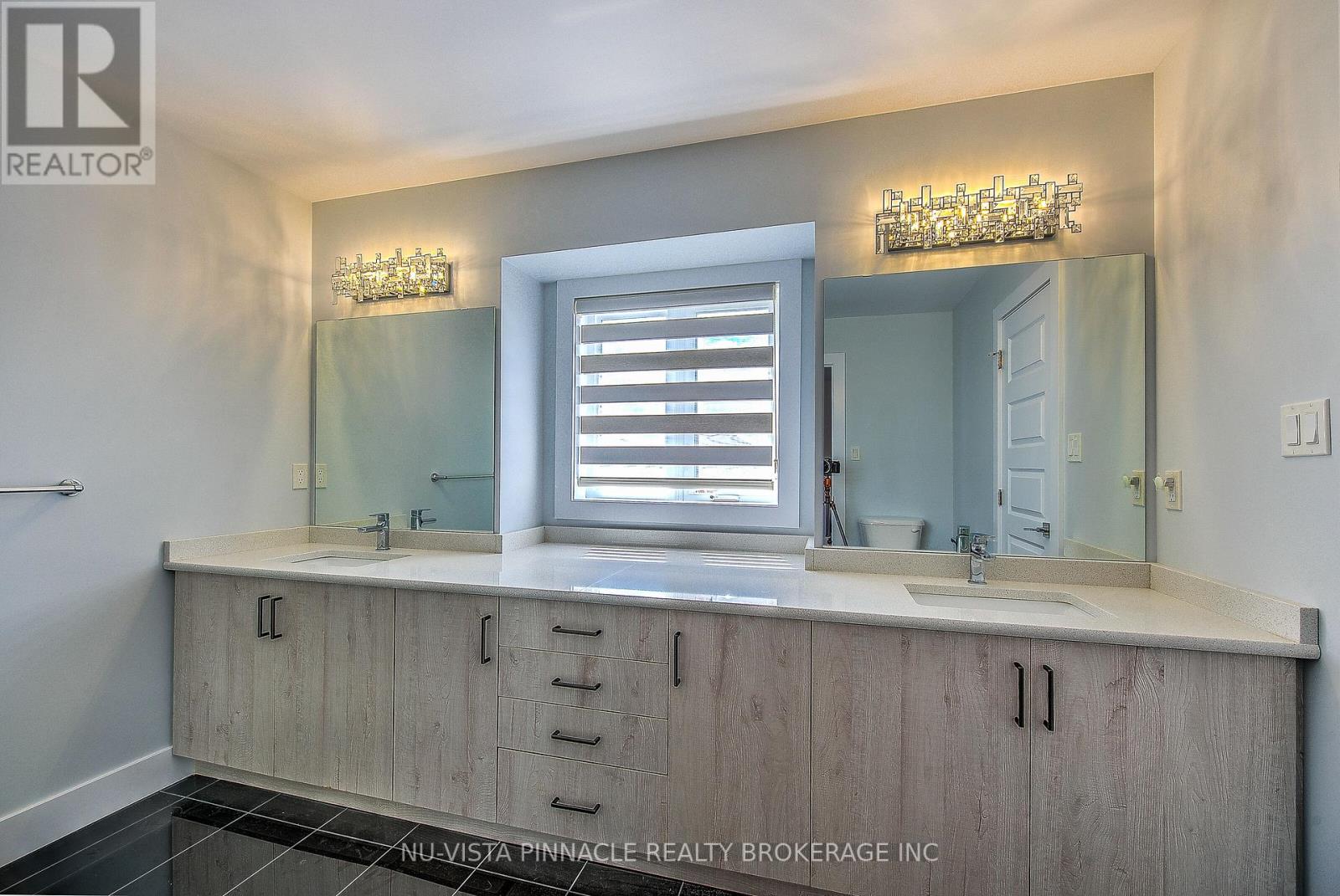 2343 Tokala Trail, London North, Ontario  N6G 0V6 - Photo 33 - X13043880