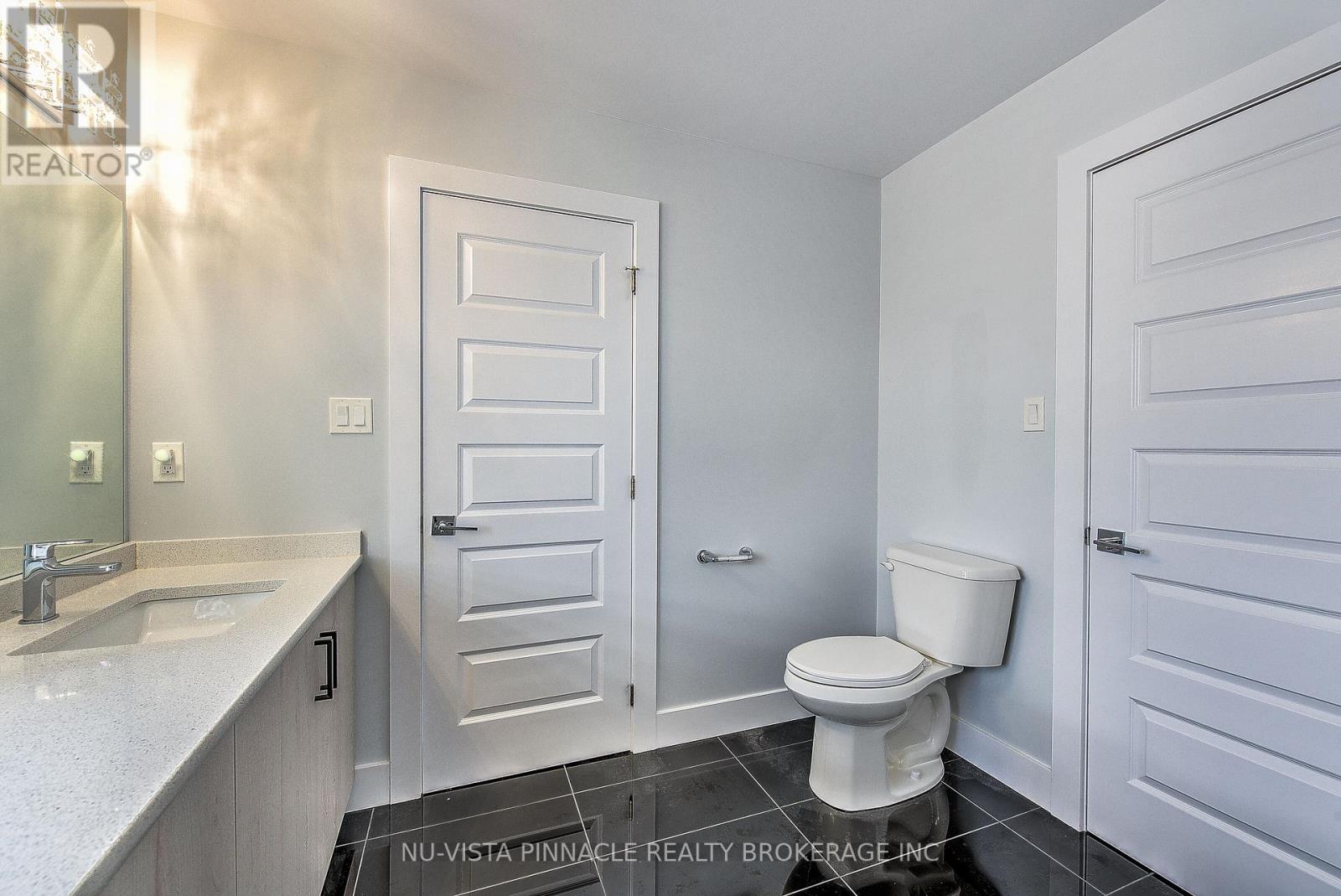 2343 Tokala Trail, London North, Ontario  N6G 0V6 - Photo 35 - X13043880