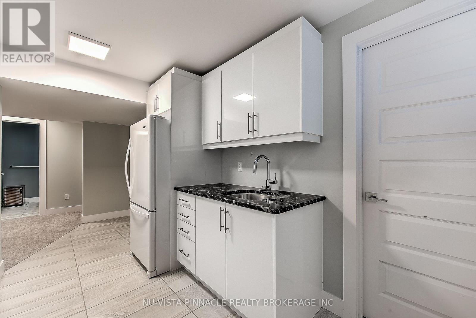 2343 Tokala Trail, London North, Ontario  N6G 0V6 - Photo 37 - X13043880