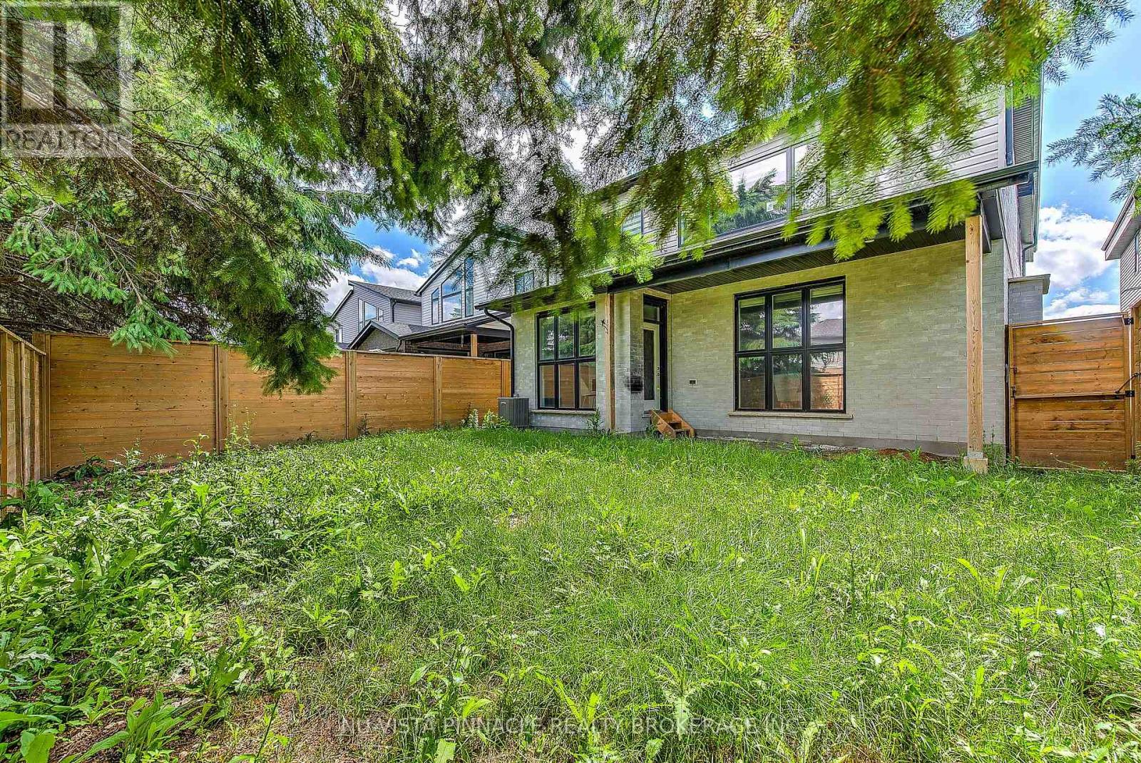 2343 Tokala Trail, London North, Ontario  N6G 0V6 - Photo 43 - X13043880