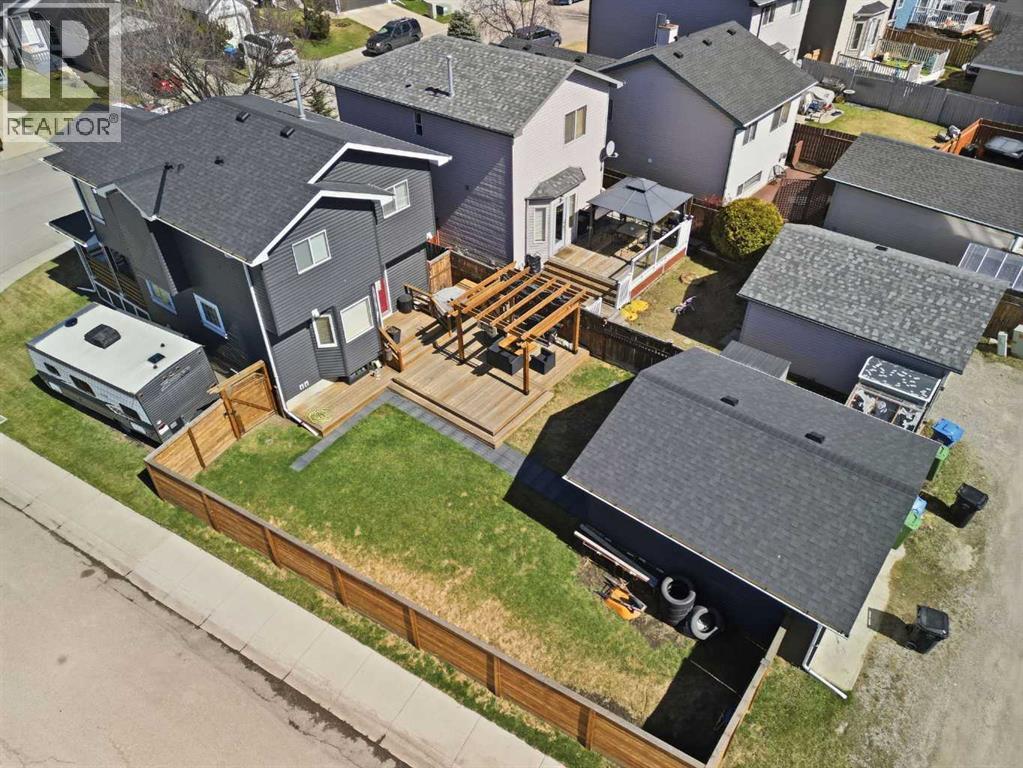 59 Somerside Manor Sw, Calgary, Alberta  T2Y 3G4 - Photo 4 - A2304700