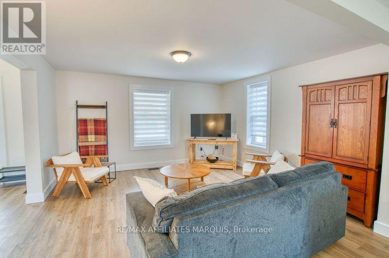 4 Bedford Street E, Westport, Ontario  K0G 1X0 - Photo 4 - X13043870