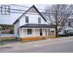 4 BEDFORD STREET E, Westport, Ontario
