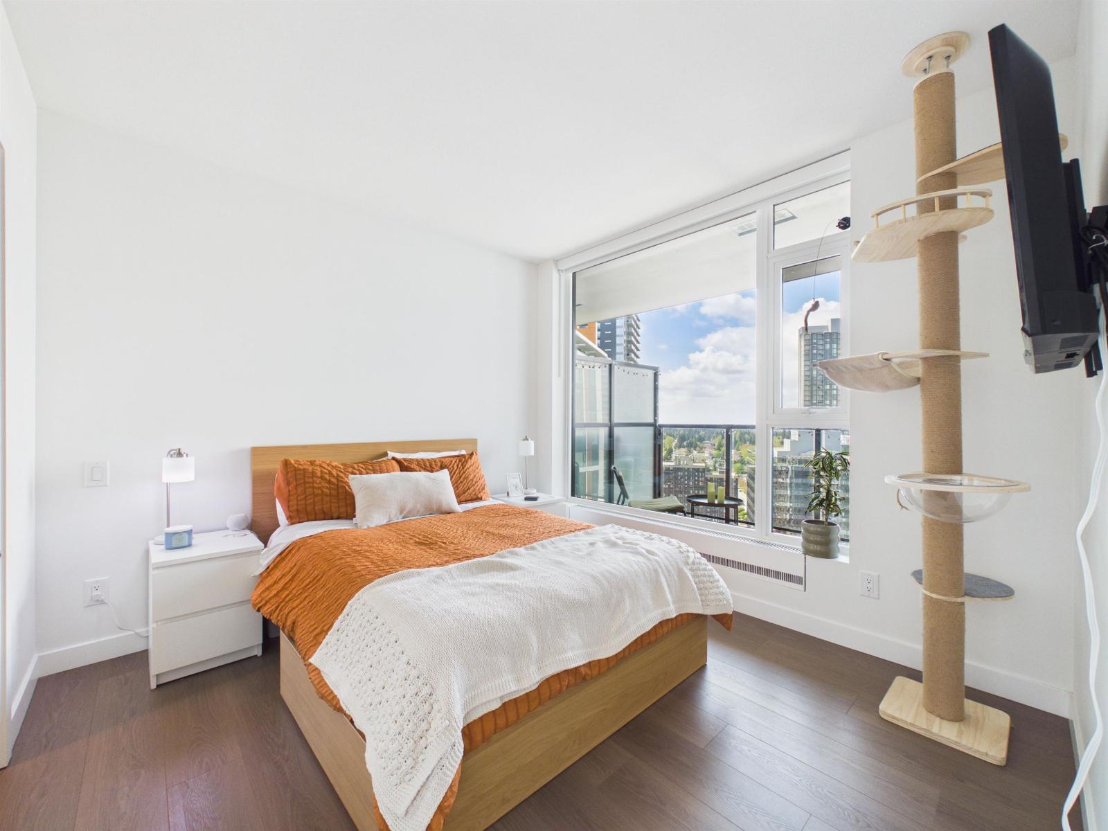 2304 13745 George Juncton, Surrey, British Columbia  V3T 0V8 - Photo 17 - R3113842