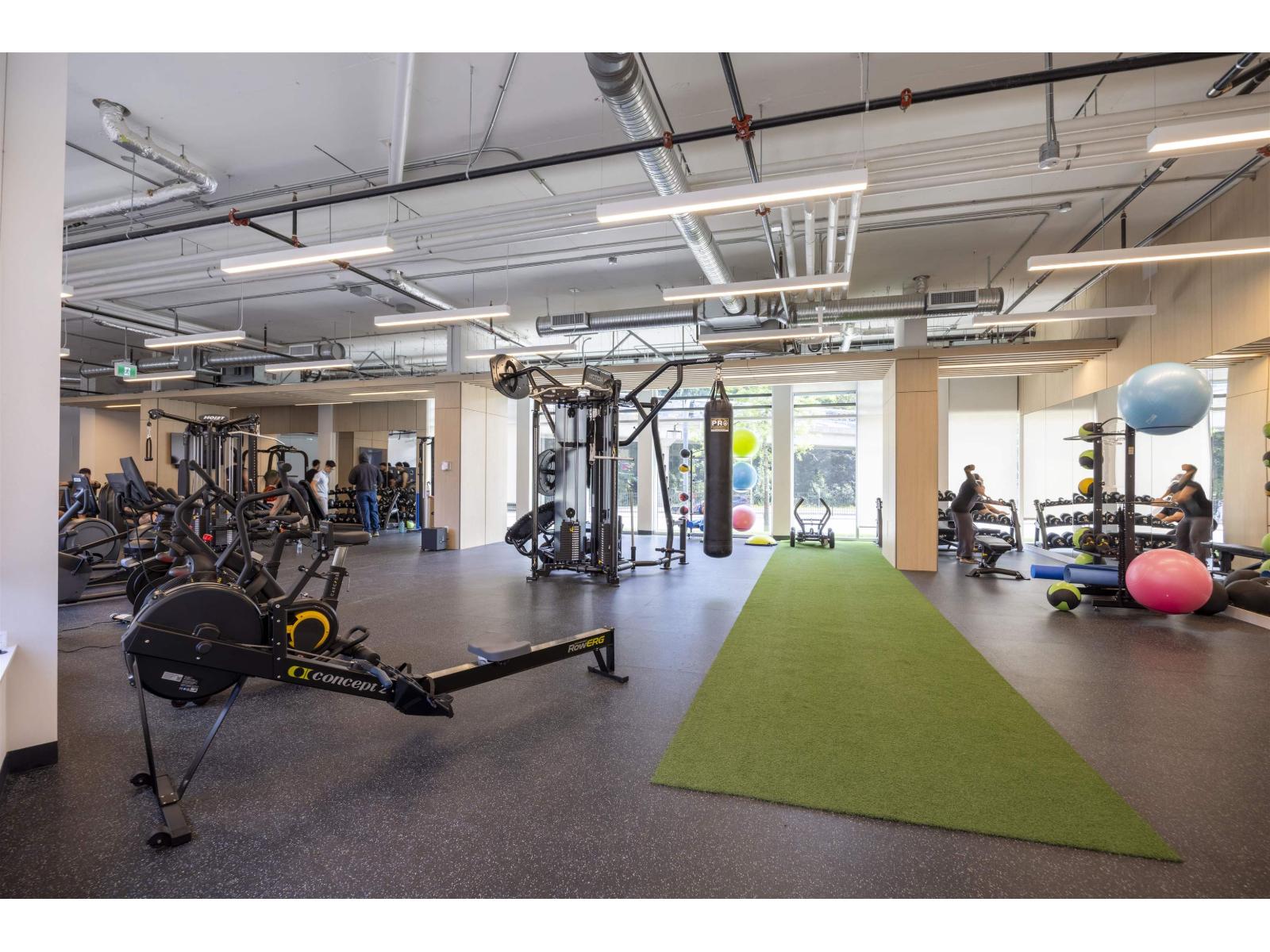 2304 13745 George Juncton, Surrey, British Columbia  V3T 0V8 - Photo 21 - R3113842