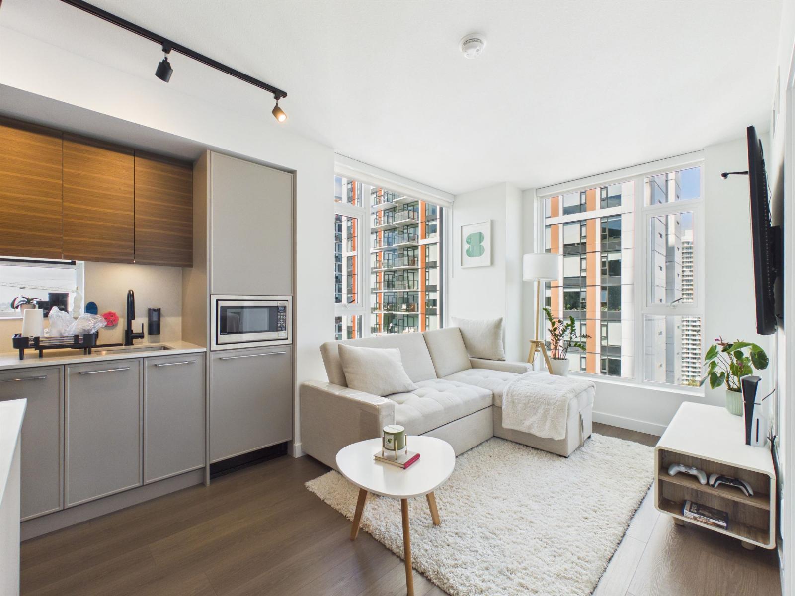 2304 13745 George Juncton, Surrey, British Columbia  V3T 0V8 - Photo 20 - R3113842