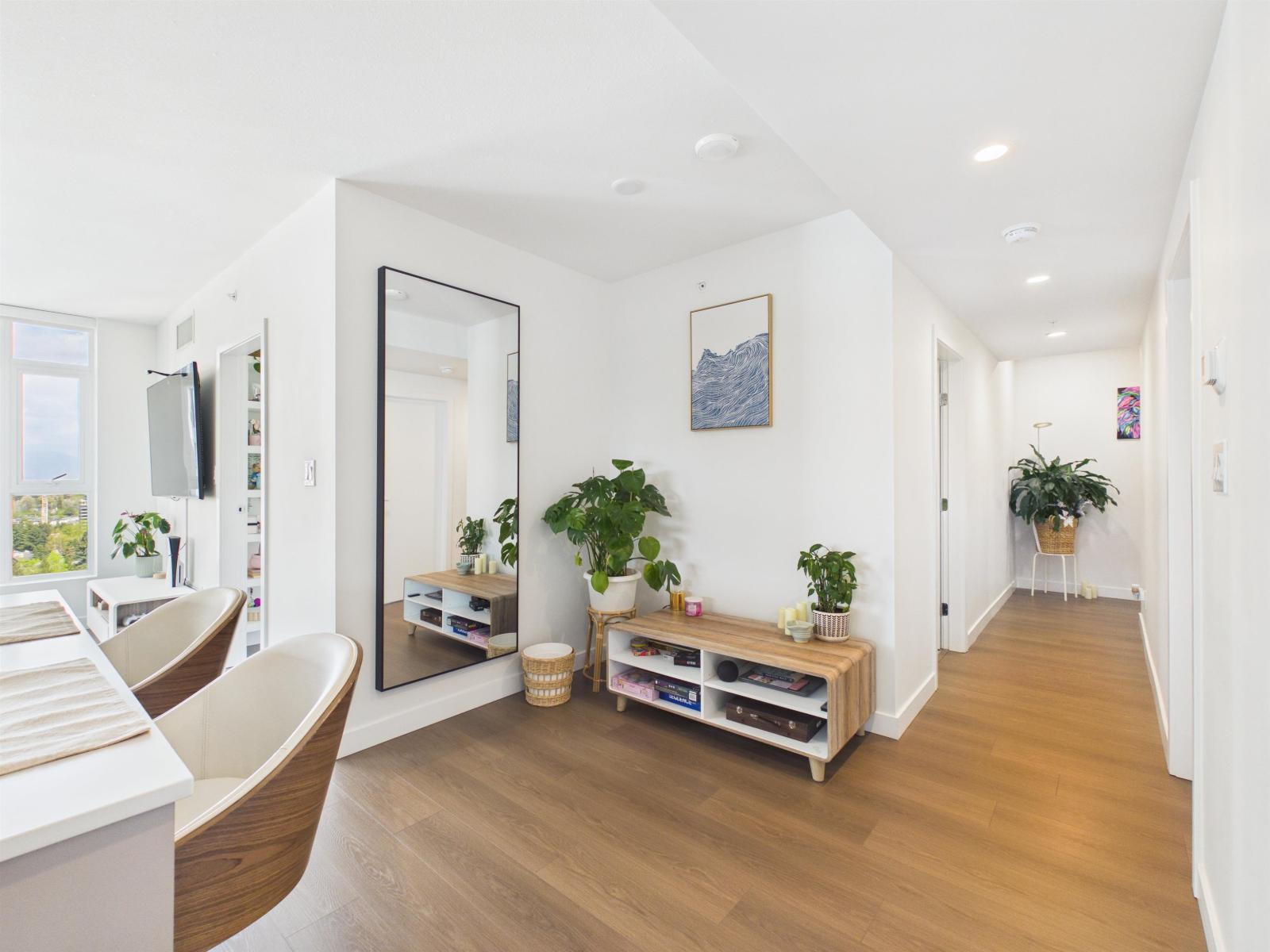 2304 13745 George Juncton, Surrey, British Columbia  V3T 0V8 - Photo 12 - R3113842