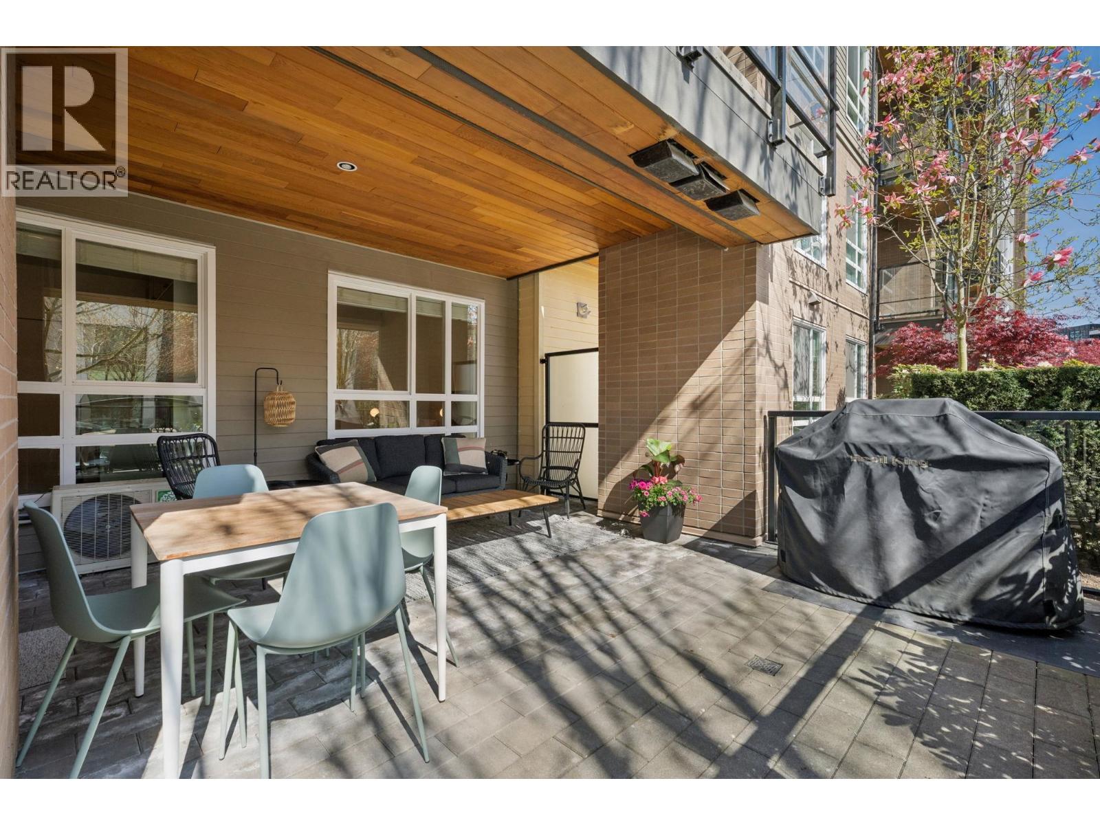 110 3462 Ross Drive, Vancouver, British Columbia  V6S 0H6 - Photo 6 - R3115661