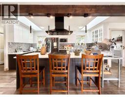 1271 FITCHETT ROAD, Gibsons, British Columbia