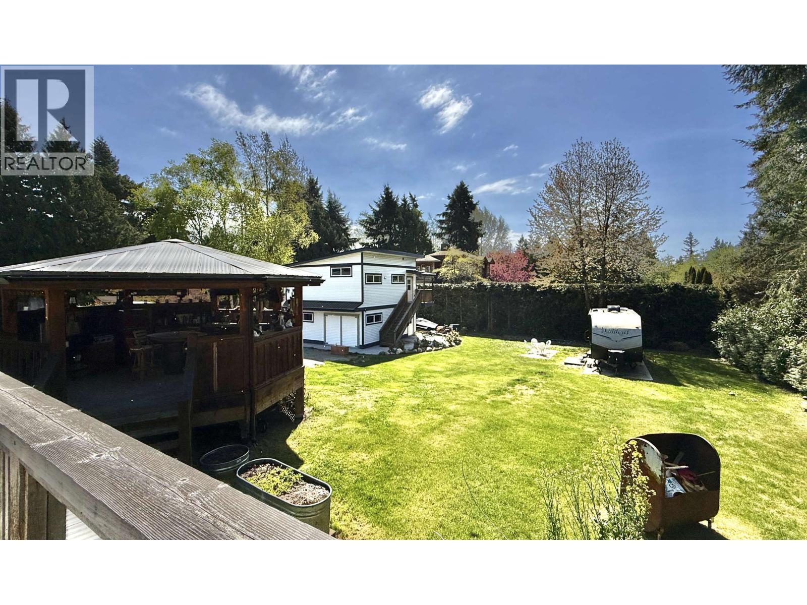 1271 Fitchett Road, Gibsons, British Columbia  V0N 1V4 - Photo 8 - R3115298