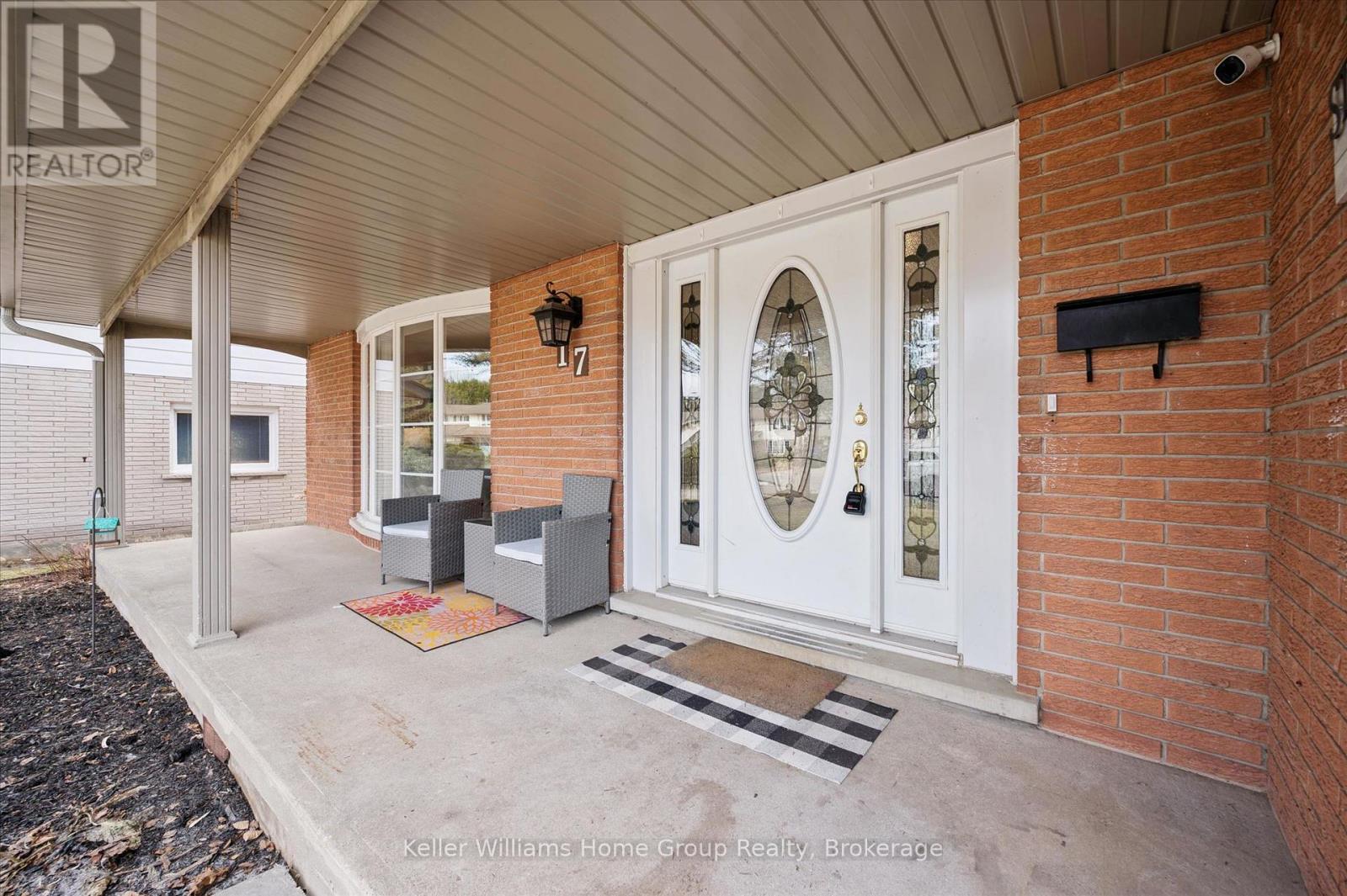 17 Carmine Place, Guelph, Ontario  N1E 3V2 - Photo 5 - X13043850