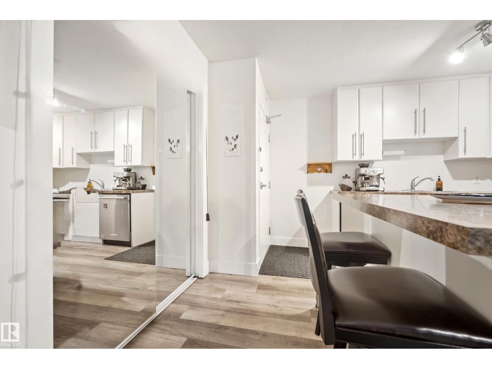 #103 9715 110 St Nw, Edmonton, Alberta  T5K 2M1 - Photo 10 - E4484198