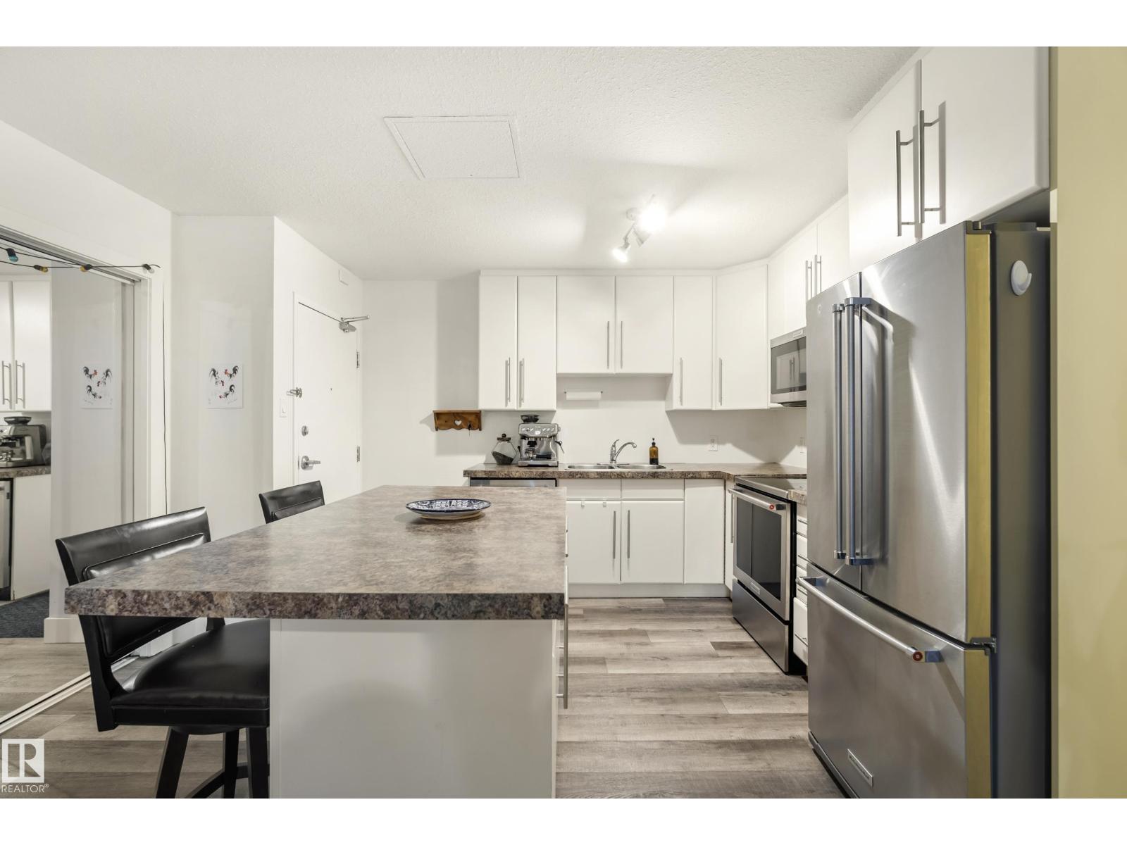 #103 9715 110 St Nw, Edmonton, Alberta  T5K 2M1 - Photo 7 - E4484198