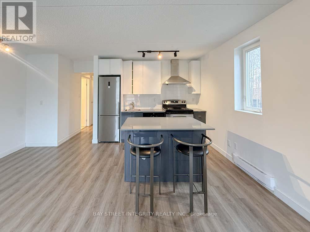 UNIT 6 - 678 QUEEN STREET E, Toronto, Ontario