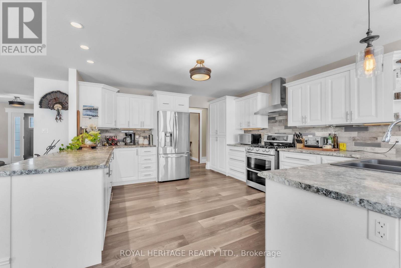 979 Stewart Road, West Nipissing, Ontario  P0H 1G0 - Photo 12 - X12681456