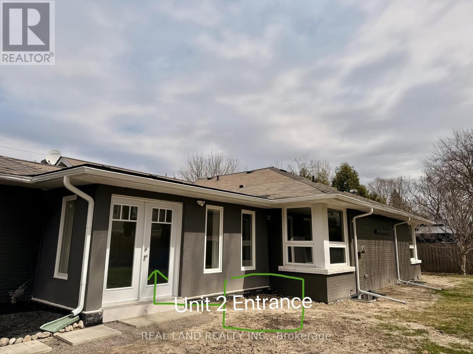 2 (BACK) - 220 MILLARD AVENUE, Newmarket, Ontario