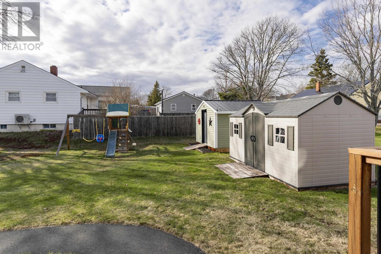 28 Westminster Avenue, Amherst, Nova Scotia  B4H 3V2 - Photo 35 - 202608610