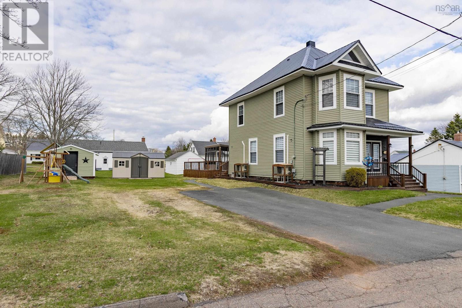 28 Westminster Avenue, Amherst, Nova Scotia  B4H 3V2 - Photo 36 - 202608610