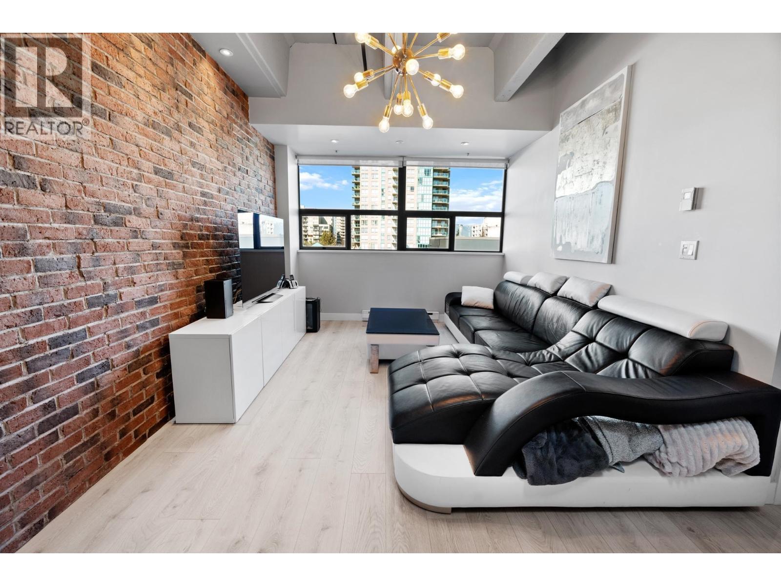 622 615 Belmont Street, New Westminster, British Columbia  V3M 6A1 - Photo 3 - R3115603