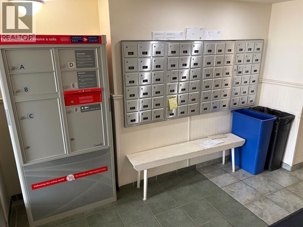 221, 620 Columbia Boulevard W, Lethbridge, Alberta  T1K 7A8 - Photo 6 - A2304914