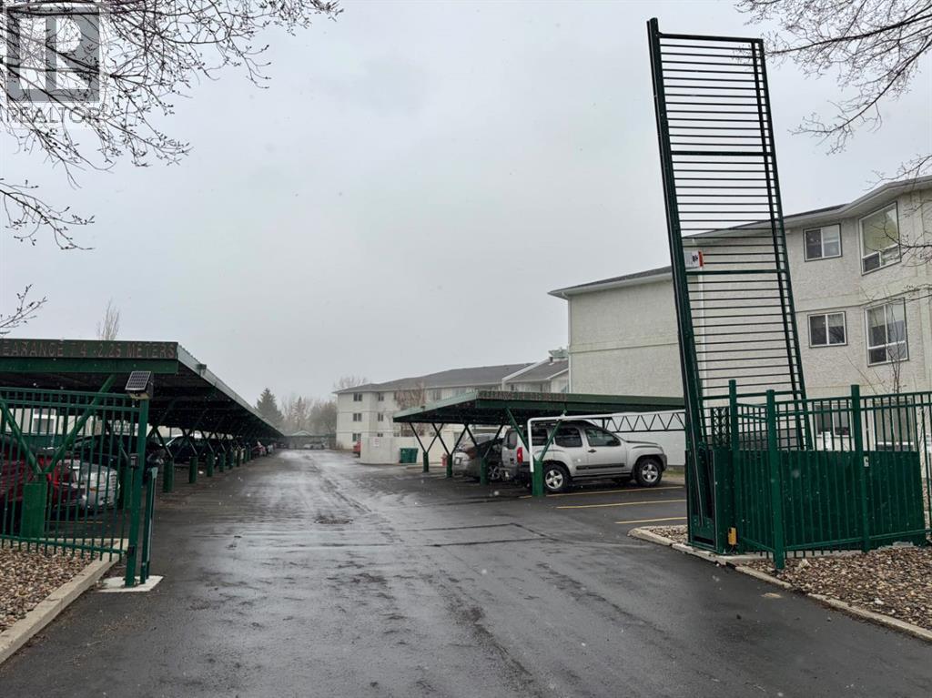 221, 620 Columbia Boulevard W, Lethbridge, Alberta  T1K 7A8 - Photo 20 - A2304914