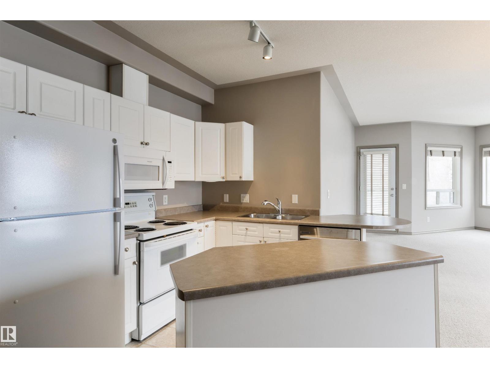 #301 10033 116 St Nw, Edmonton, Alberta  T5K 2X5 - Photo 19 - E4484200