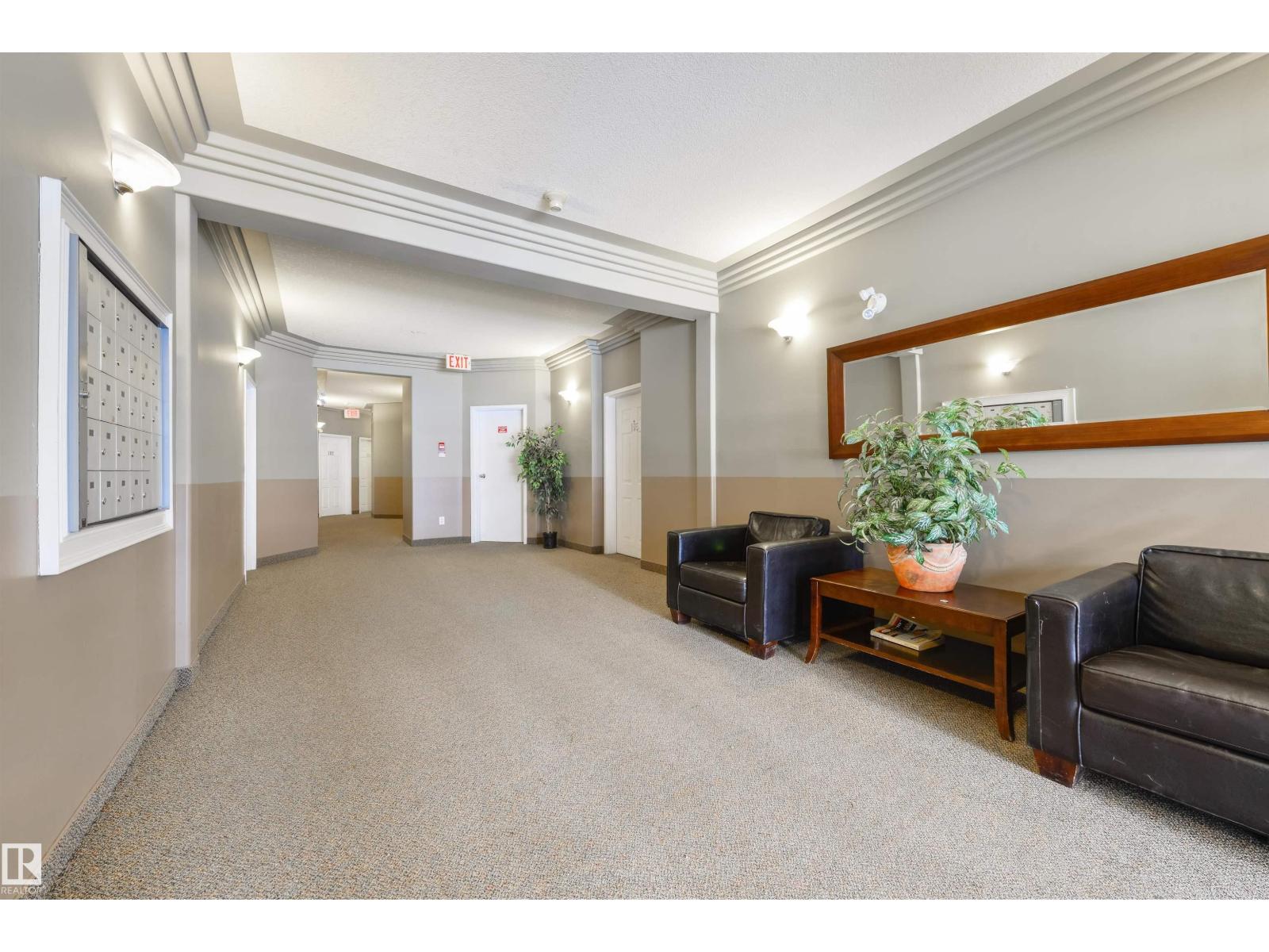 #301 10033 116 St Nw, Edmonton, Alberta  T5K 2X5 - Photo 2 - E4484200