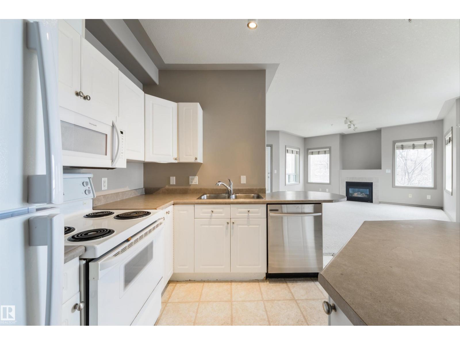 #301 10033 116 St Nw, Edmonton, Alberta  T5K 2X5 - Photo 31 - E4484200