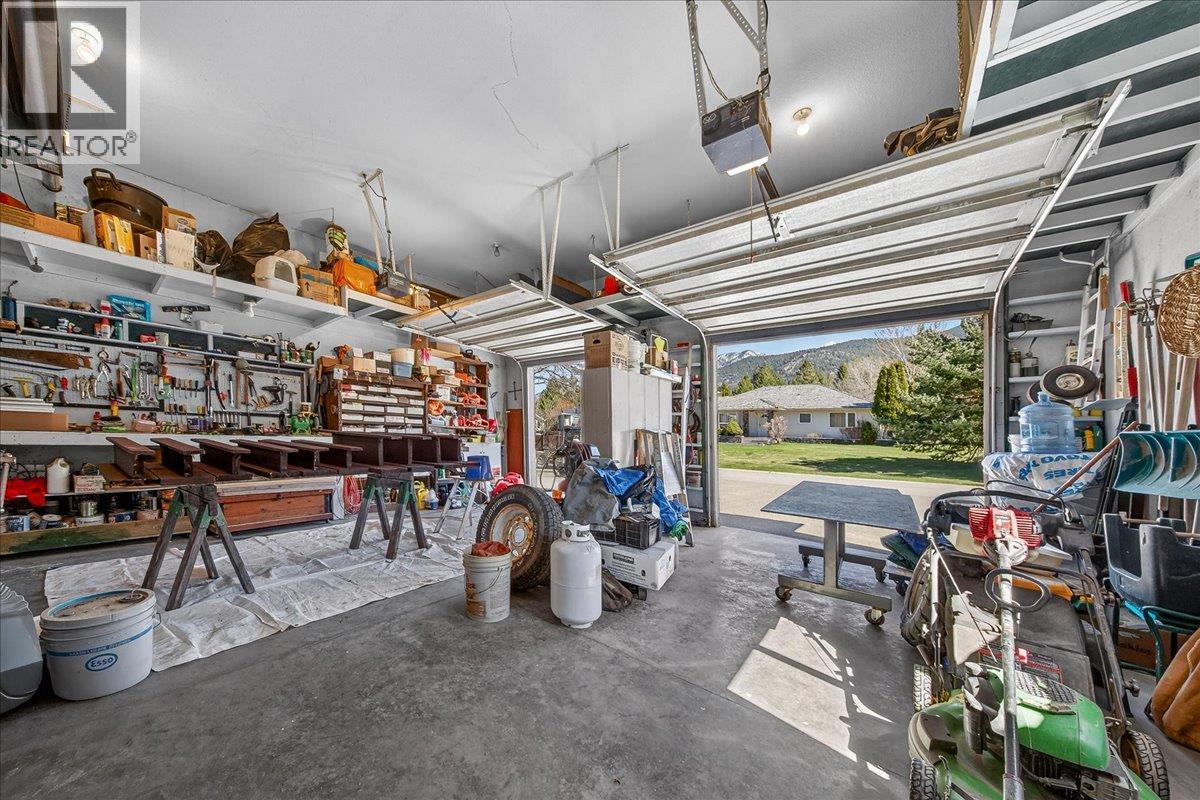 4882 Glen Eagle Drive, Fairmont Hot Springs, British Columbia  V0B 1L1 - Photo 43 - 10384758