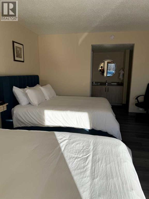 121 2 Street, Cremona, Alberta  T0M 0R0 - Photo 5 - A2241689