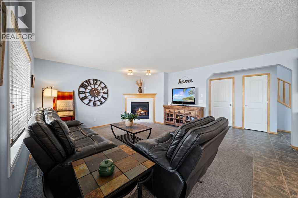 190 Brightonstone Bay Se, Calgary, Alberta  T2Z 4W4 - Photo 7 - A2301379